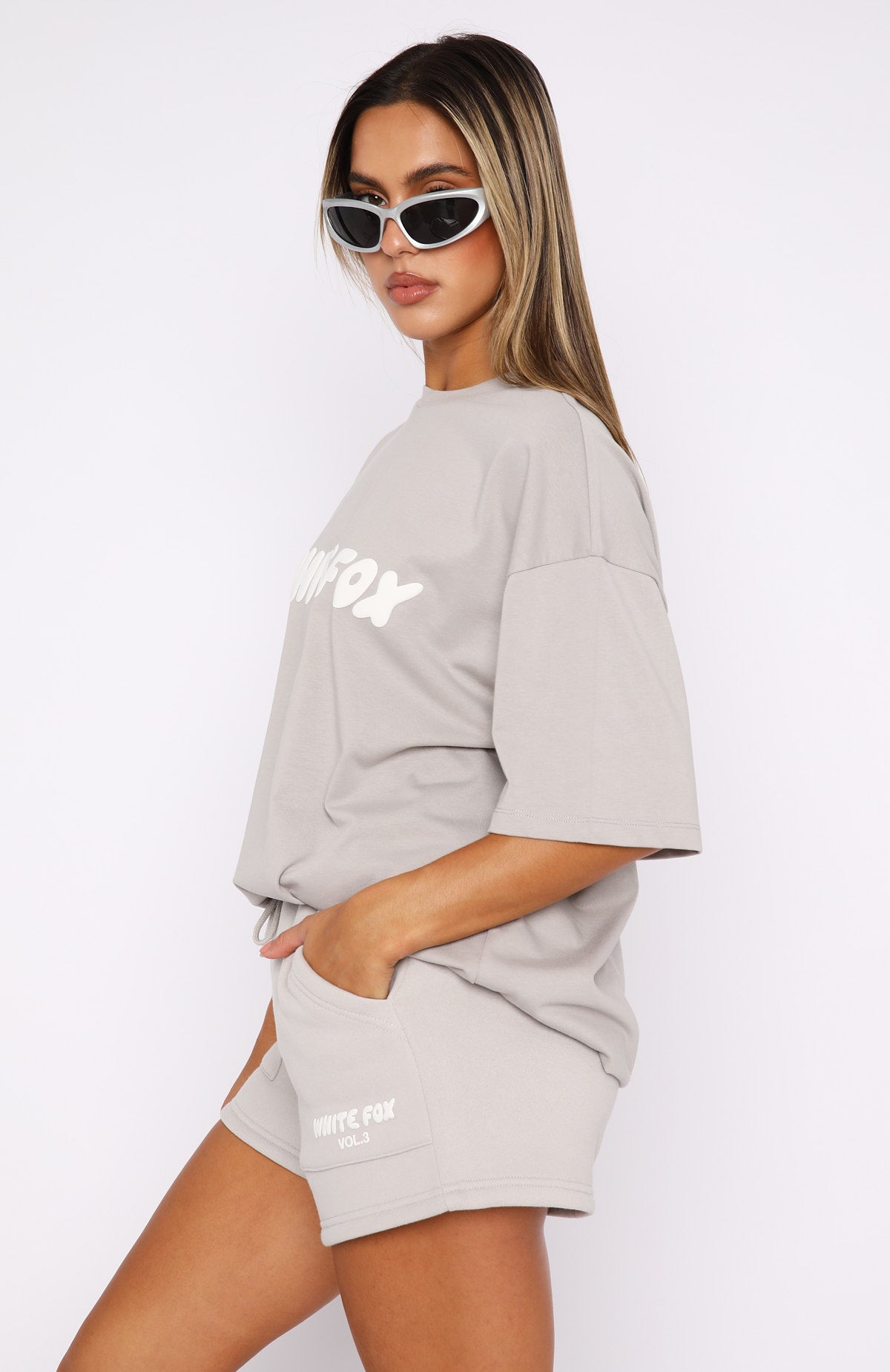 Offstage Oversized Tee Moon - Image 3