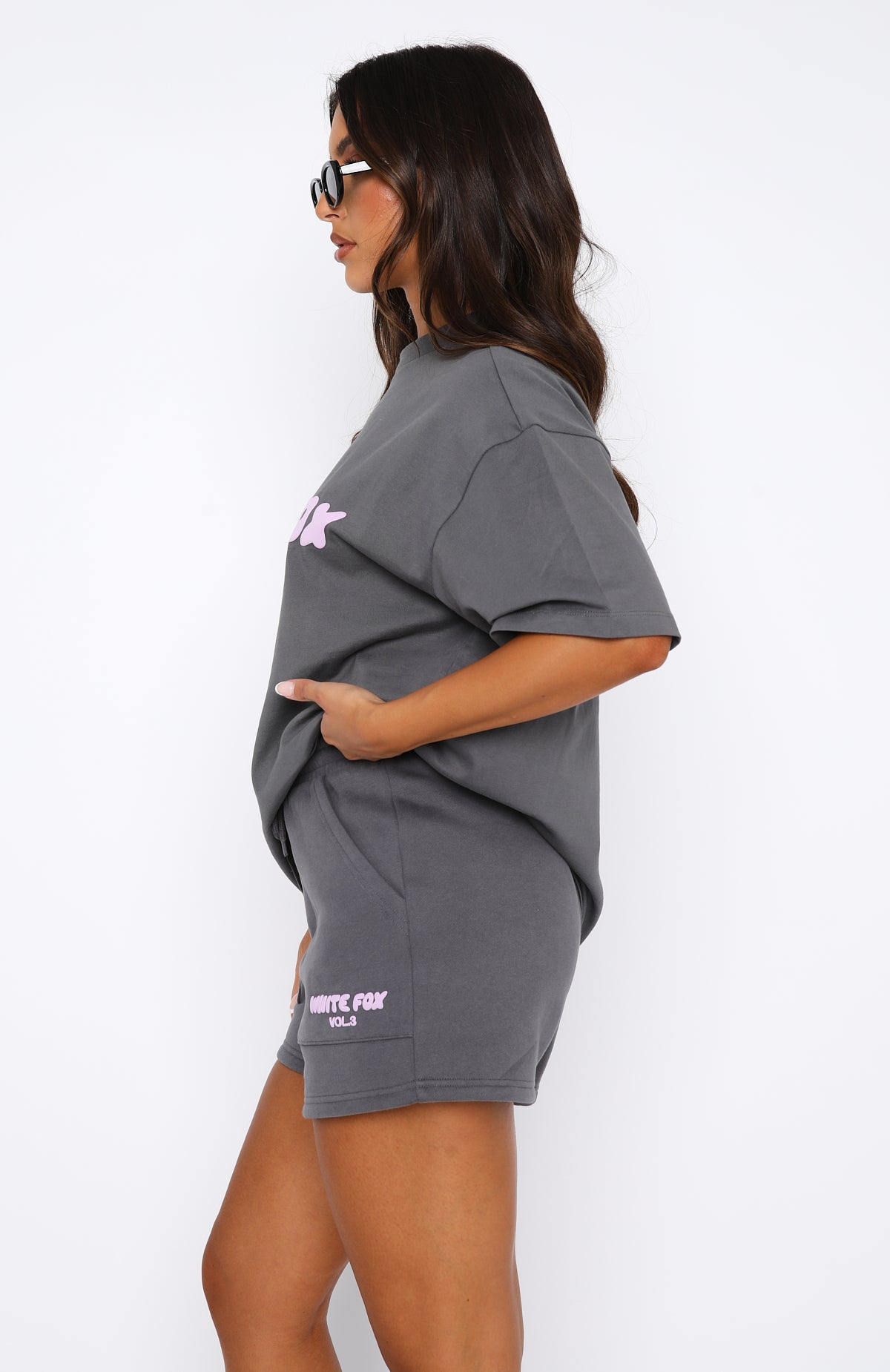 Offstage Oversized Tee Volcanic - Image 3