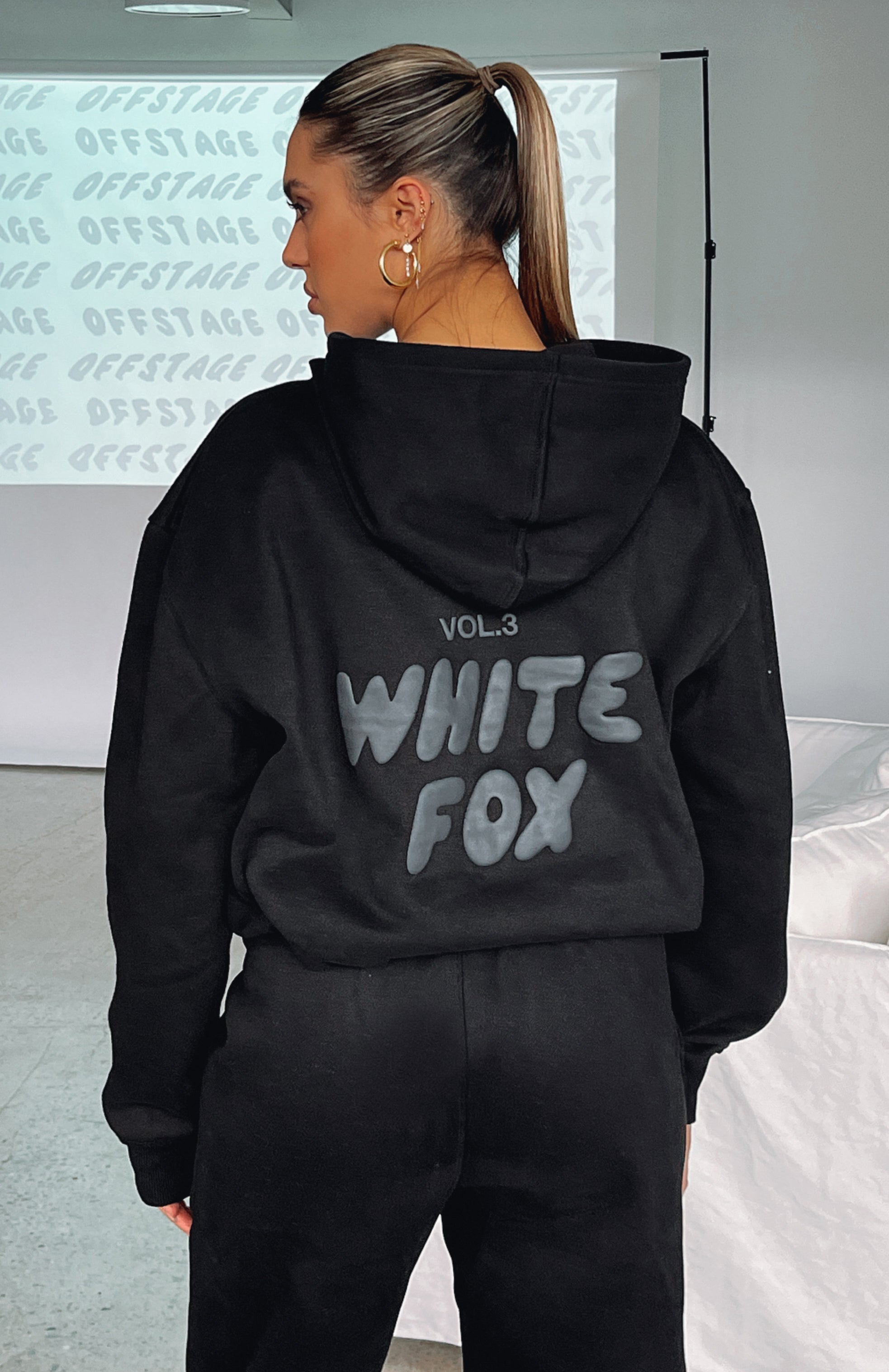Offstage Hoodie Onyx - Image 1